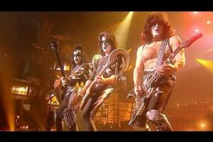 Embedded thumbnail for KISS EN CONCIERTO / El Salvador